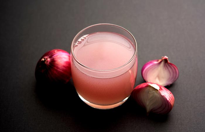 Onion juice for thicker eyebrows