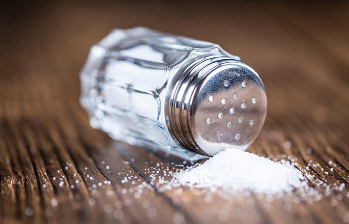Salt for dandruff on eyelashes