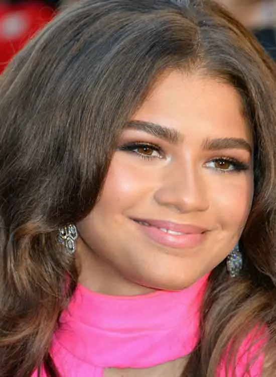 Zendaya in wispy haircut