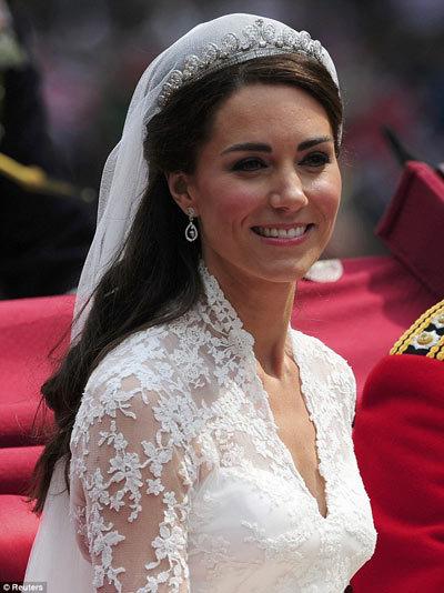 8 Celebrity Bridal Hairstyles That You Can Try Too 8 Celebrity Bridal Hairstyles That You Can Try Too