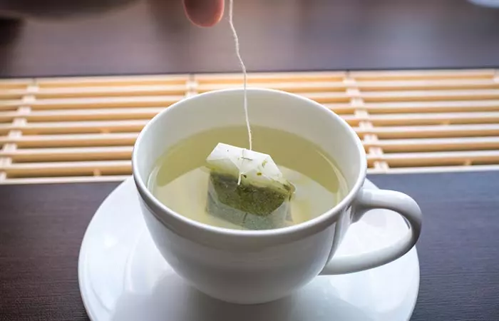 How to make green tea with a green tea bag