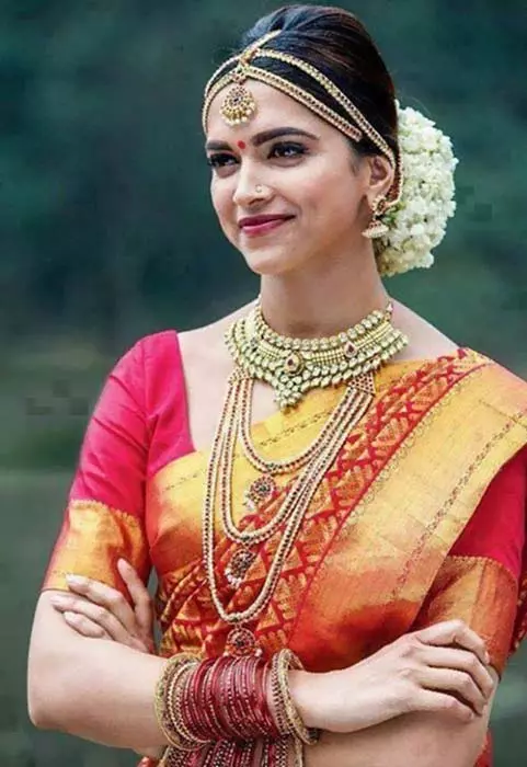 Deepika Padukone In Chennai Express Saree