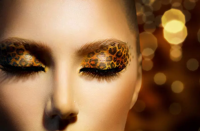 Leopard eye look