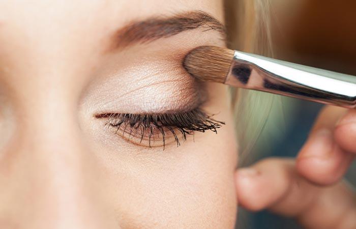 Consejos de maquillaje de ojos - Consejos de sombras de ojos para principiantes