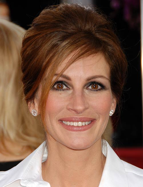 Julia Roberts' beehive hairstyle