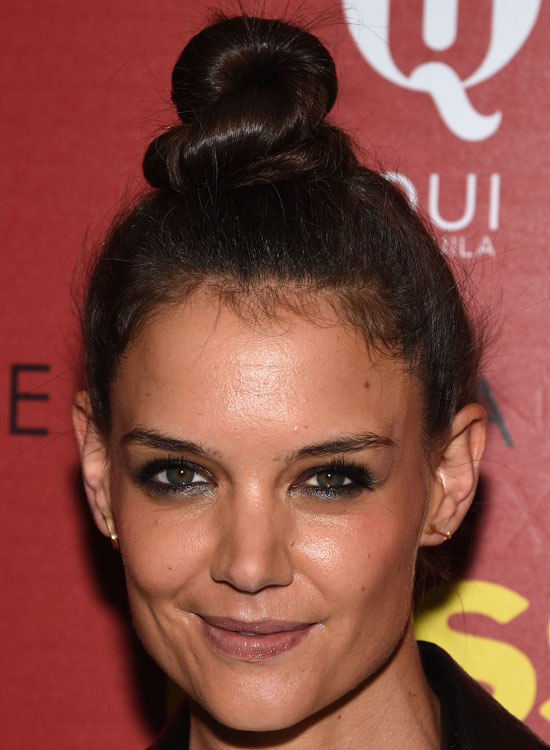 Hollywood actress Katie Holmes' hairstyle