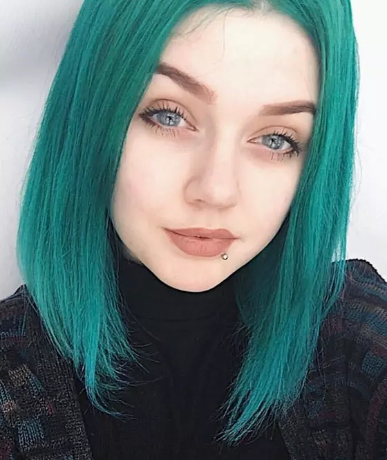 Mermaid green hair color for cool-toned pale skin