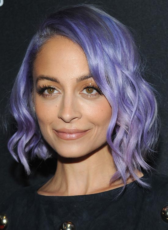 Hollywood actress Nicole Richie's hairstyle