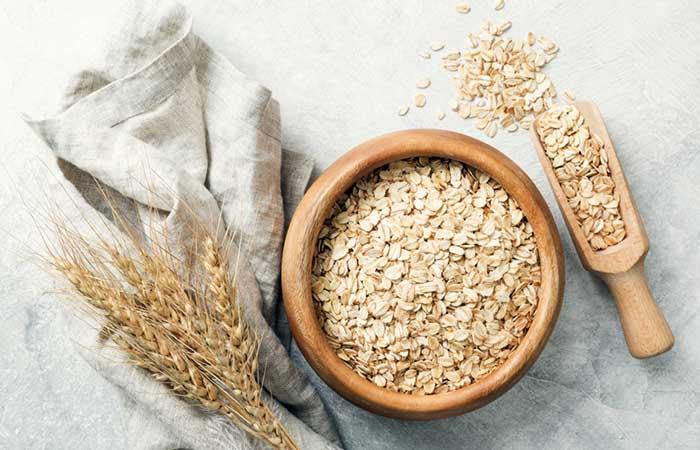 How To Get Rid Of Blackheads On The Chin Fast At Home - Oatmeal And Sugar