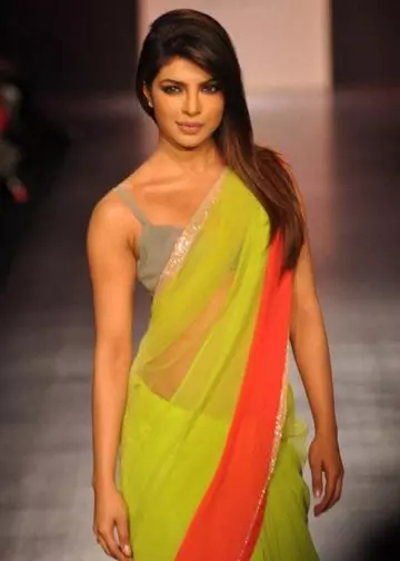 Priyanka-Chopra-In-A-Yellow-Saree