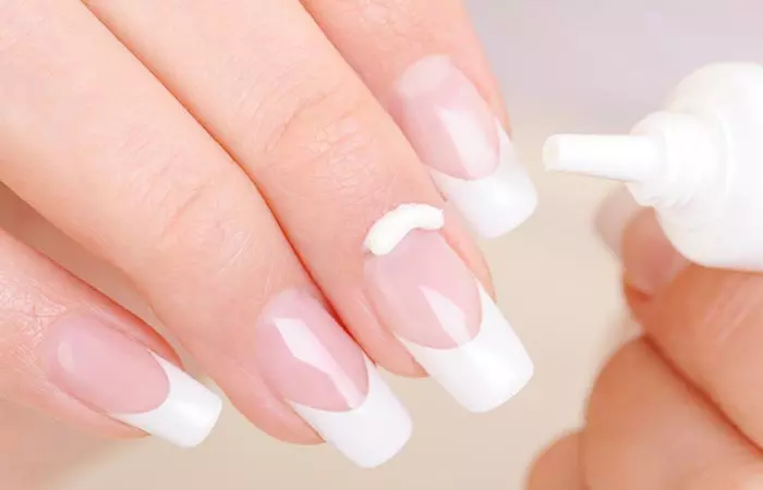 Step 5 Apply Cuticle Cream And Prepare The Cuticles.jpg