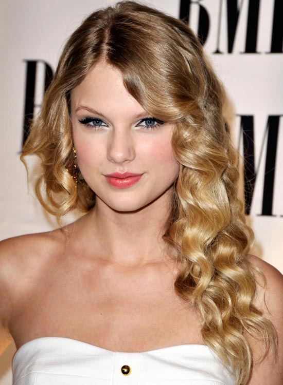 Top 51 Beautiful Wavy Long Hairstyles To Inspire You