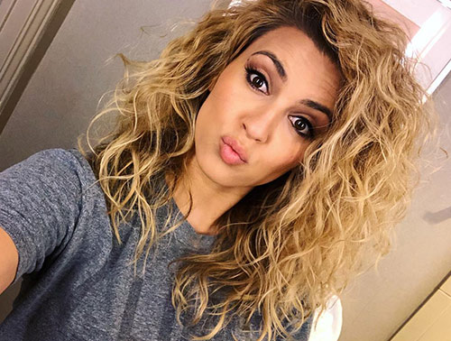 Top 10 Curly Celebrity Hairstyles To Inspire You
