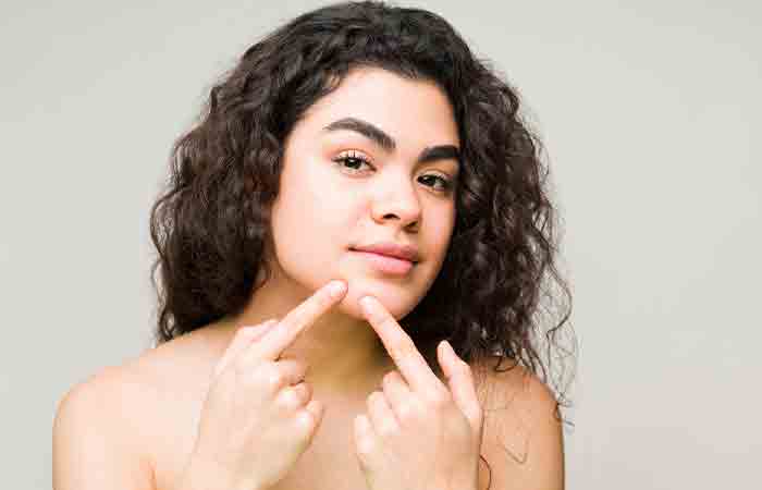 How To Get Rid Of Blackheads On The Chin Easily At Home