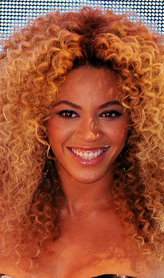 10 Perm Celebrity Hairstyles That You Can Try