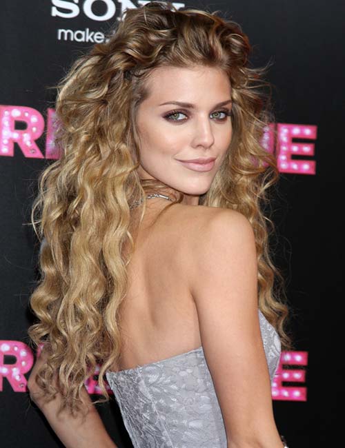 12. Long Sweeping Layers On Loose Curls