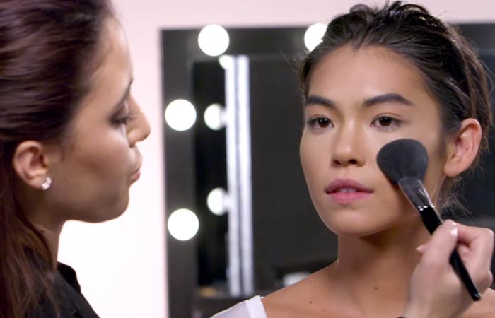 How To Contour Your Face - Setting It For Round Face