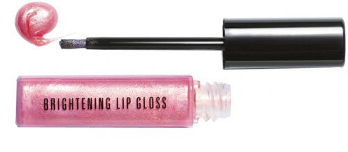 Brightening Lip Gloss - Dia Mirza’s Beauty Secrets