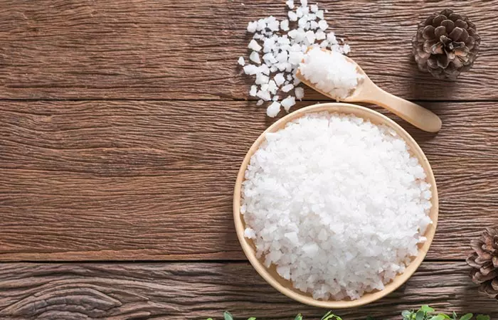 Use epsom salt as a home remedy for cystic acne