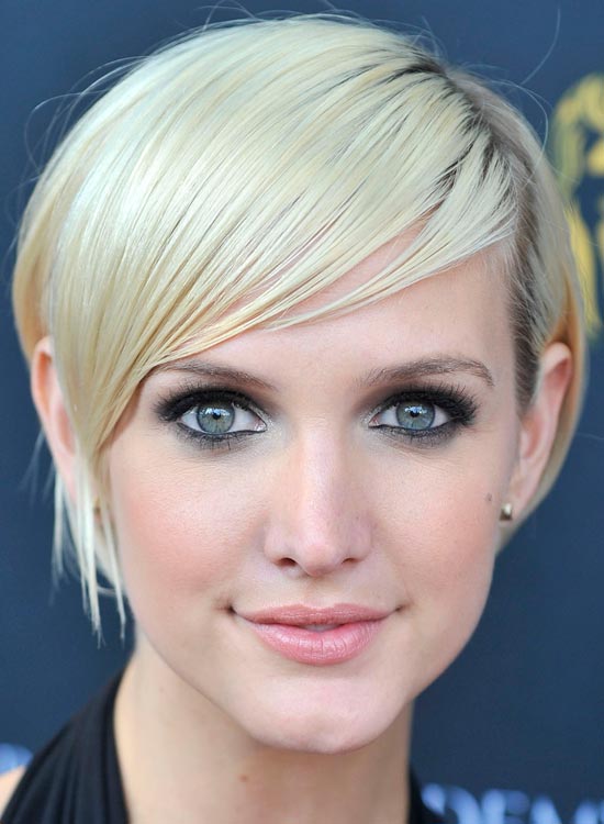 Asymmetrical pixie with long bangs for teens