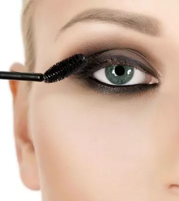 How-To-Get-Thicker-Lashes-With-Mascara