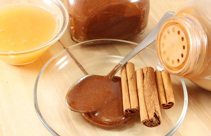 Raw honey and Ceylon cinnamon