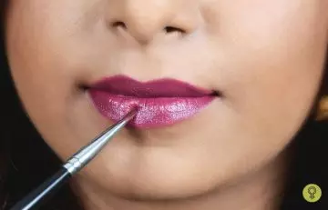 Step 1 of mattifying a glossy lipstick