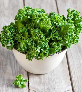 13 Amazing Benefits Of Kale (Karam Saag) For Skin, Hair And Health