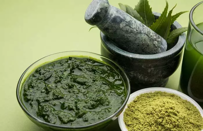 Neem and curd with gram flour face pack for acne scars