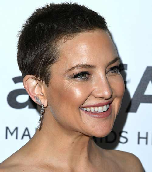 Close shave short hairstyle for women