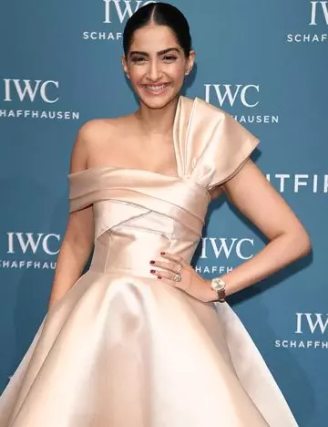 Sonam Kapoor is among the the beautiful women in India