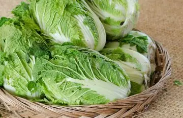 Chinese cabbage contains vitamin C