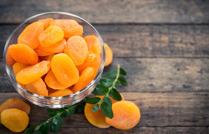 Dried apricots are rich in vitamin E