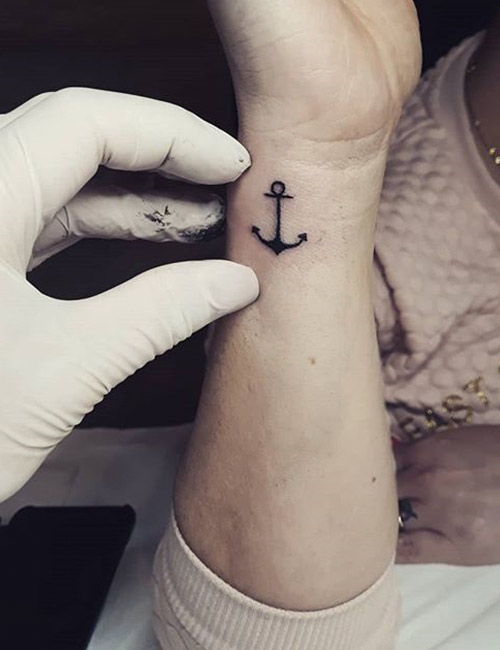 15 Small Tattoo Ideas With Meaning For Women  Fashionterest