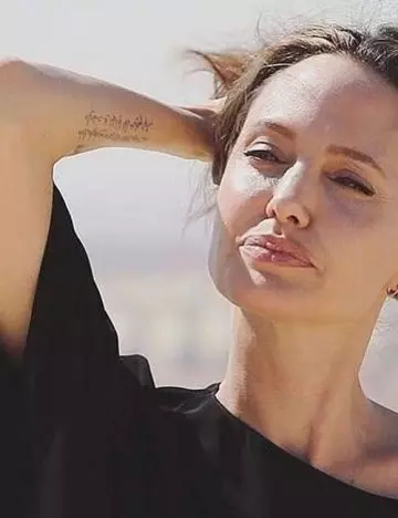Meaning of Angelina Jolie tattoo on her right hand