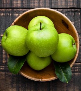 Top-26-Amazing-Benefits-Of-Green-Apples-For-Skin,-Hair,-And-Health