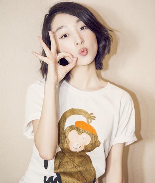 Zhou Dongyu beautiful Chinese model