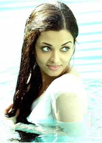 Aishwarya Rai without makeup in a Mani Ratnam movie
