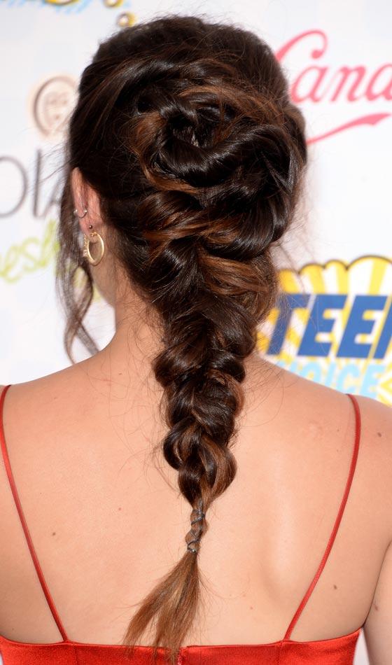 8 Stylish And Trendy Long Hairstyles For School Girls