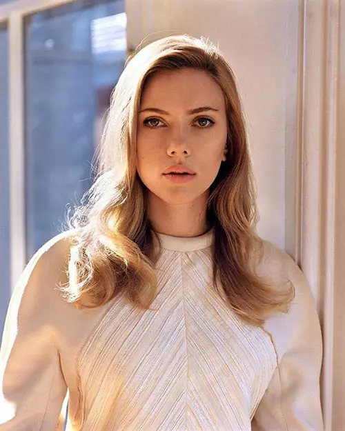 Scarlett Johansson is a beautiful model-actress-singer