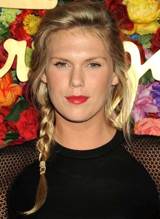 Blonde edgy thin braid hairstyle for college girls