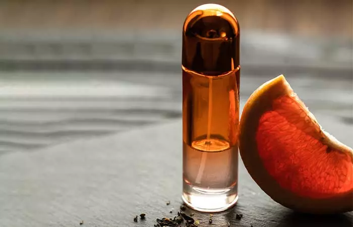 How to make perfume with peppermint and grapefruit