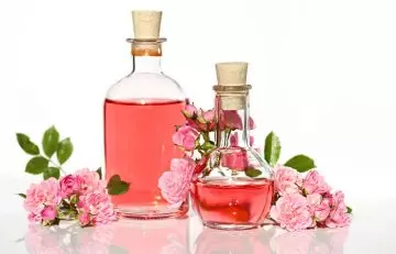 How to make perfume with rose