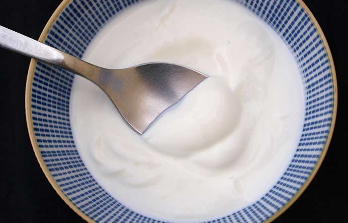 Full-fat yogurt for weight gain