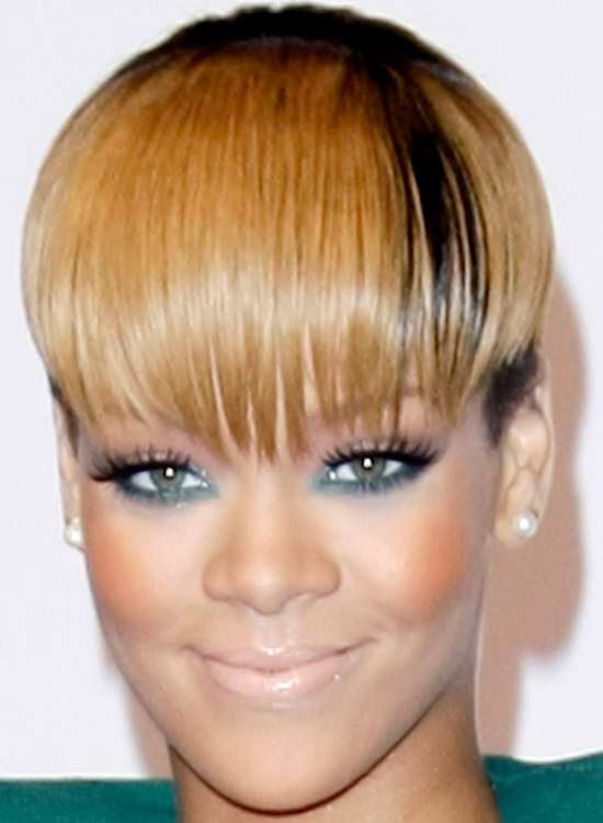 Rihanna sporting her fork banged hairdo