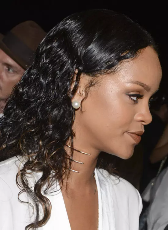 Rihanna sporting her frizzy curls