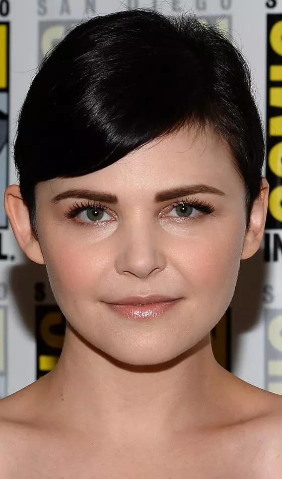 Ginnifer-Goodwin has a round face shape