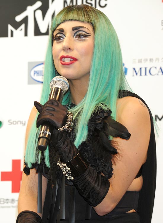 Lady Gaga's green fringe hairstyle