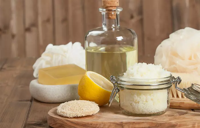 Lemon juice and coconut oil to reduce white hair