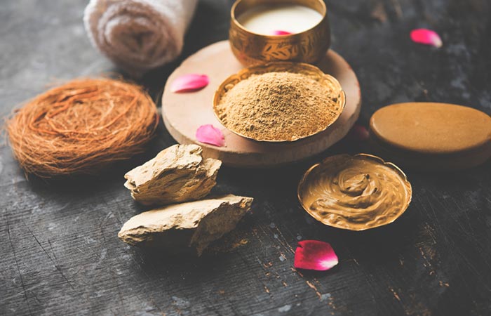 Multani mitti face pack as a natural skin tightening face treatment.